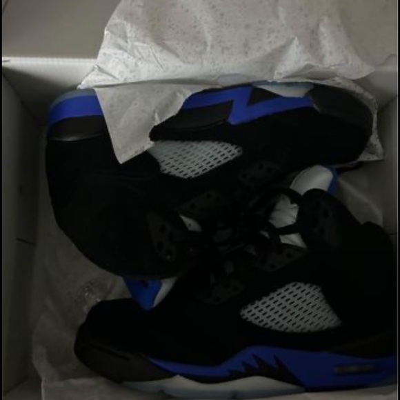 Jordan retro 5s - Picture 3 of 3